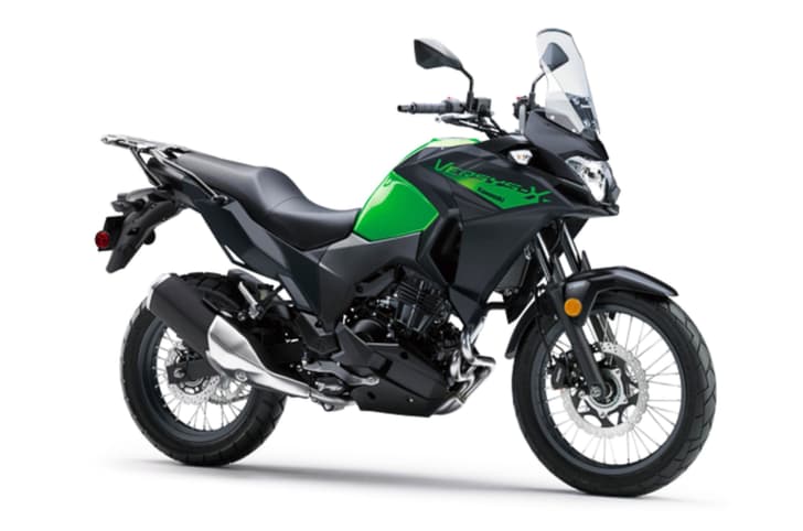 Kawasaki Versys-X 300 front three quarter static shot